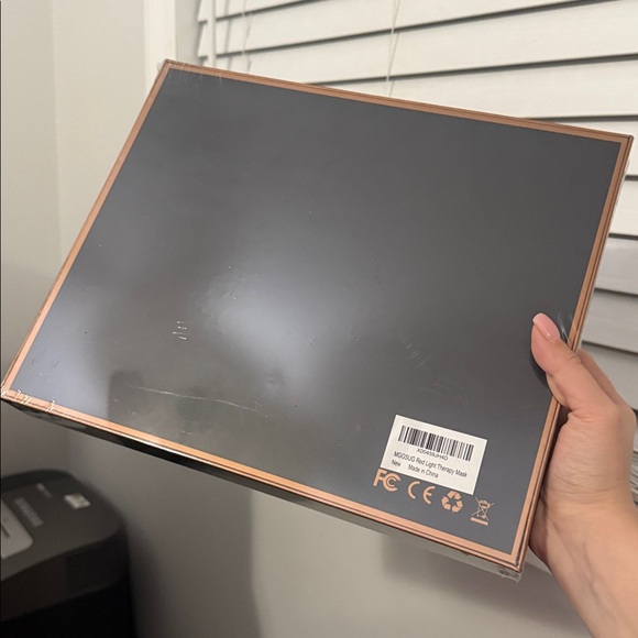 LED Photon Mask Instrument - Black - Picture 3 of 3